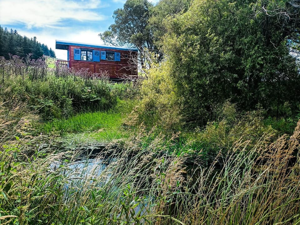 Roulottes - Les lits de berger Campground/ 
RV Resort in Auvergne-Rhône-Alpes