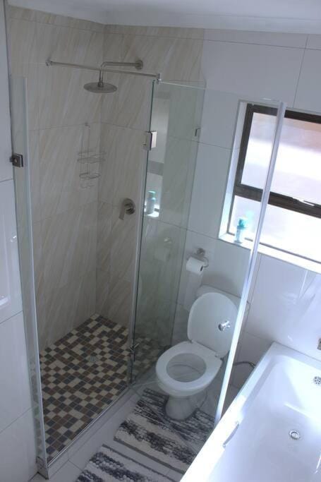 KT Space Apartment in Sandton