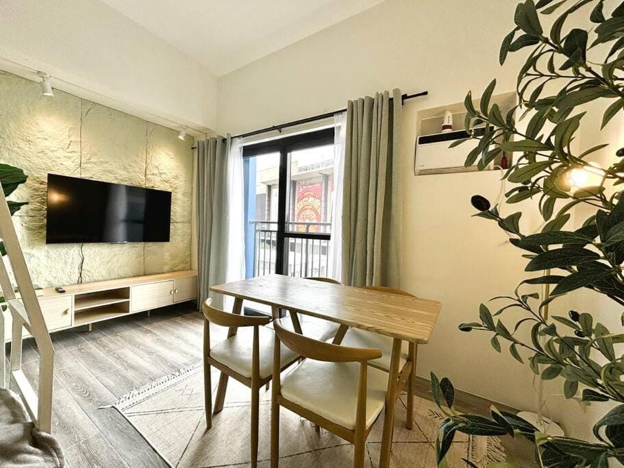 Studio Unit right beside Malls Apartment in Davao City