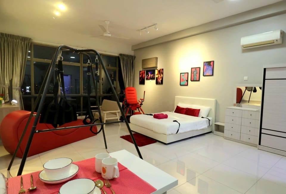 Bed, Photo of the whole room, Bedroom