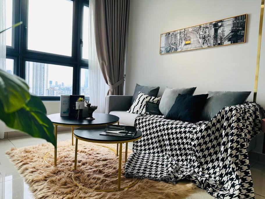MVA17#Family Suite 8pax 3 Rooms M Vertica Velocity Mall Cheras IKEA Mytown Short Walk to MRT & LRT Maluri Apartment in Federal Territory of Kuala Lumpur