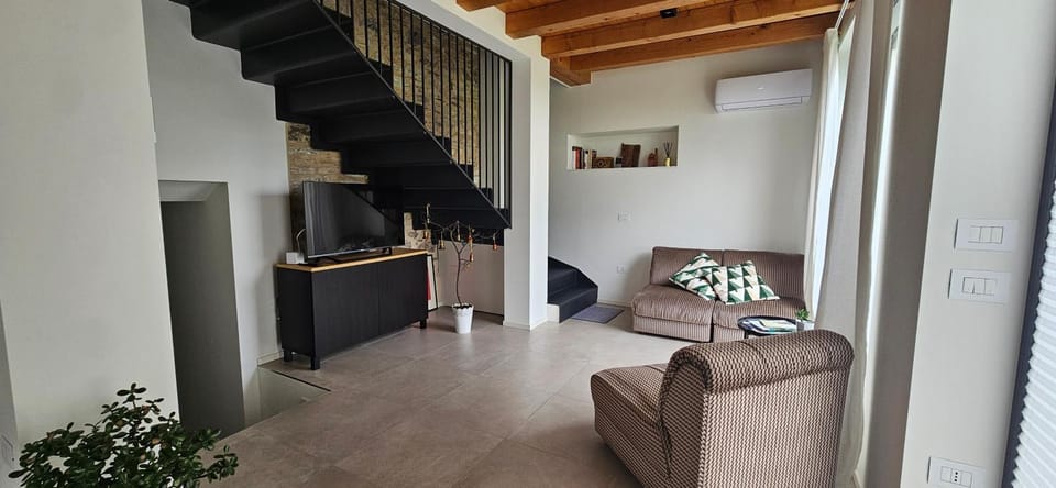 Library, TV and multimedia, Living room, Seating area