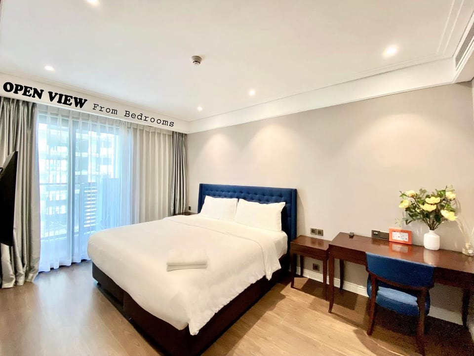 Luxurious apartment facing My Khe beach with 2 large beds FP Apartment in Da Nang