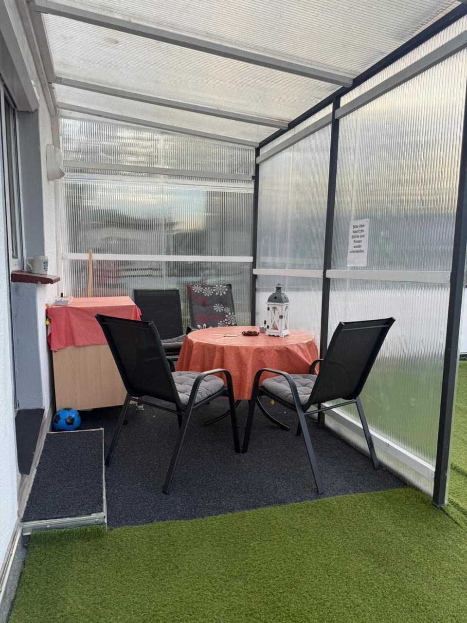Seating area