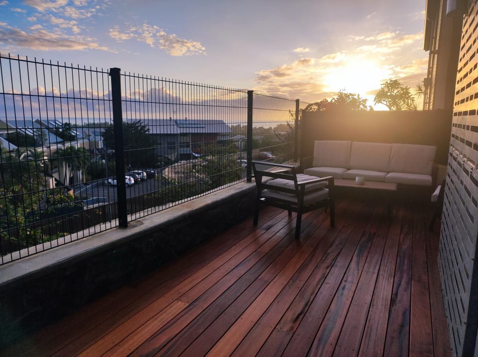 View (from property/room), Balcony/Terrace, Balcony/Terrace, Sea view, Sunset