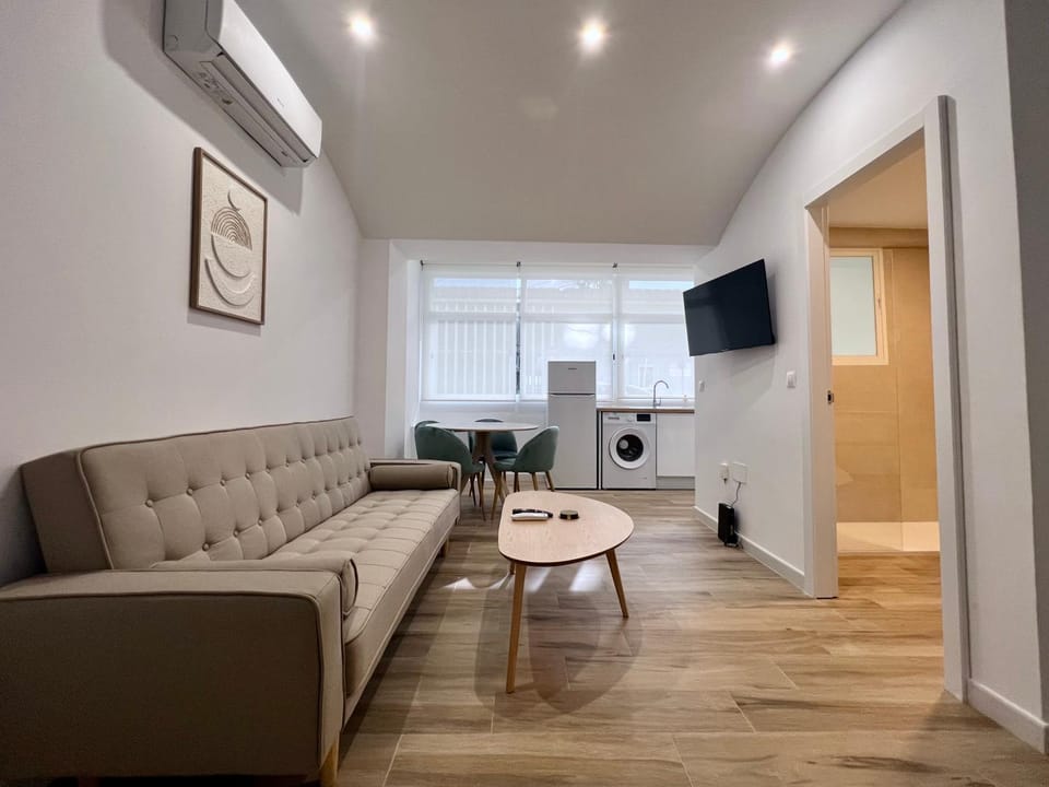 Living room, air conditioner