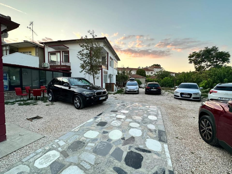 Property building, Parking