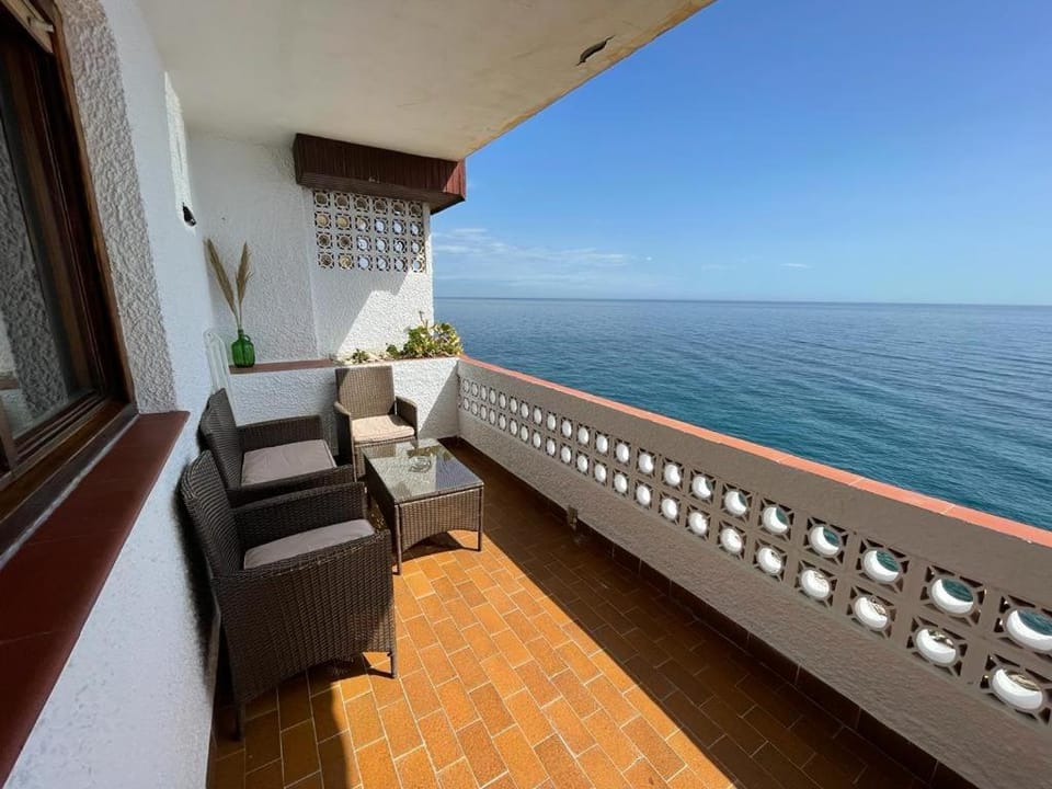 View (from property/room), Balcony/Terrace, Sea view