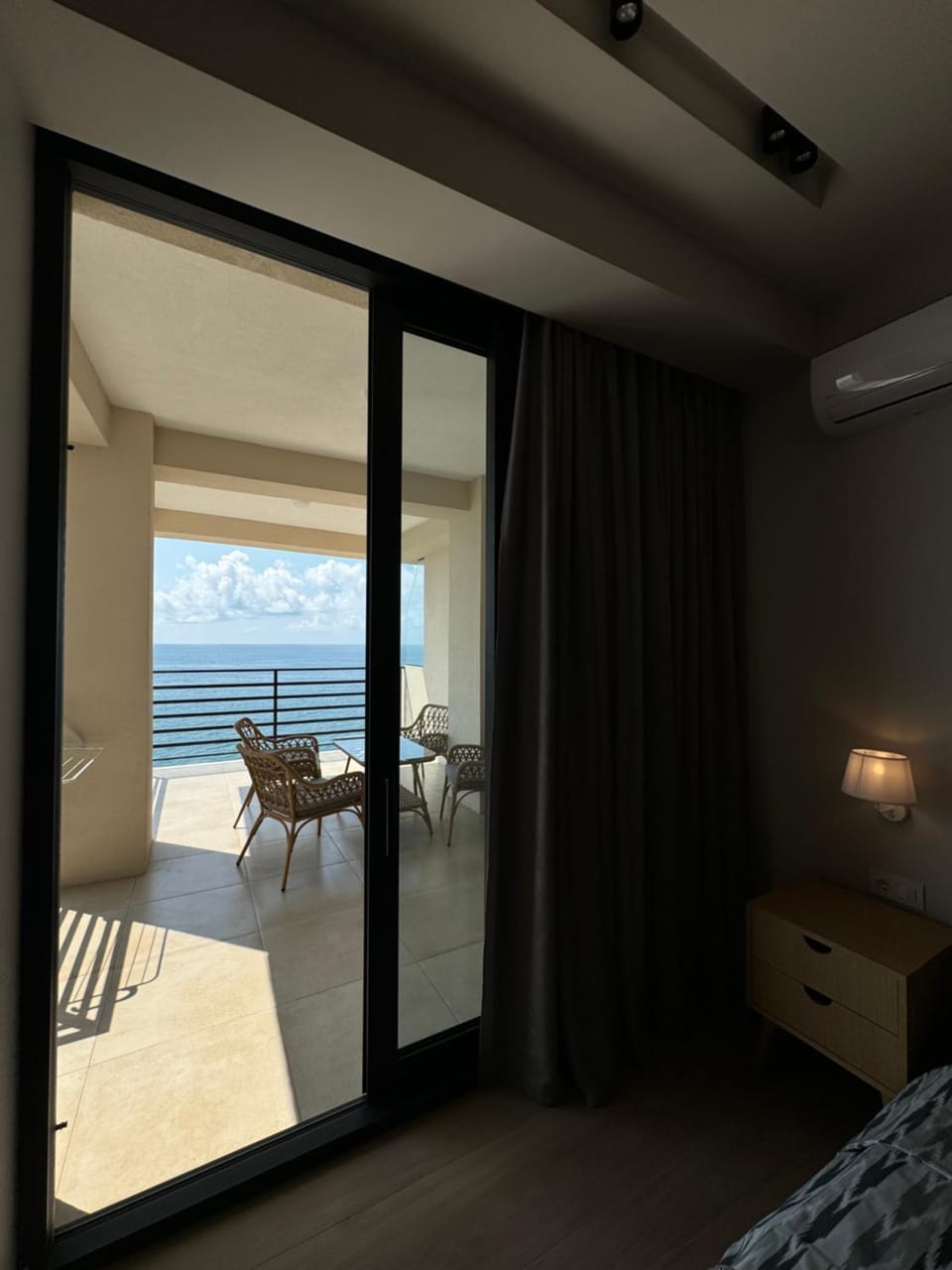 View (from property/room), Balcony/Terrace, Seating area, Bedroom, Sea view