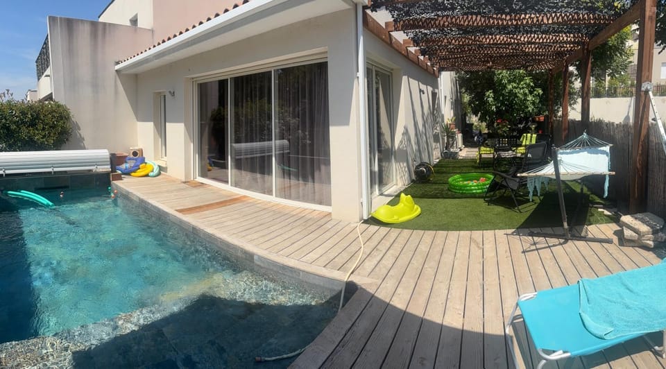 Villa d'architecte avec piscine privée, idéal pour une famille Villa in Mauguio