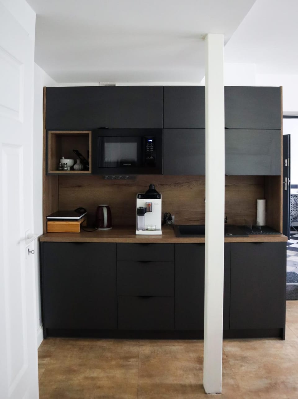 Coffee/tea facilities, Kitchen or kitchenette
