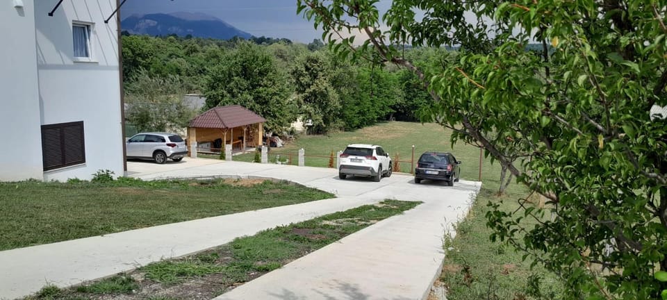 Pensiunea Heaven Horezu Bed and Breakfast in Romania