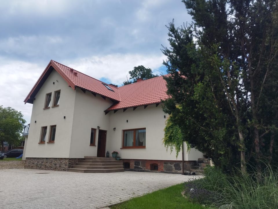 Zakątek pod Gruszą Bed and Breakfast in Pomeranian Voivodeship