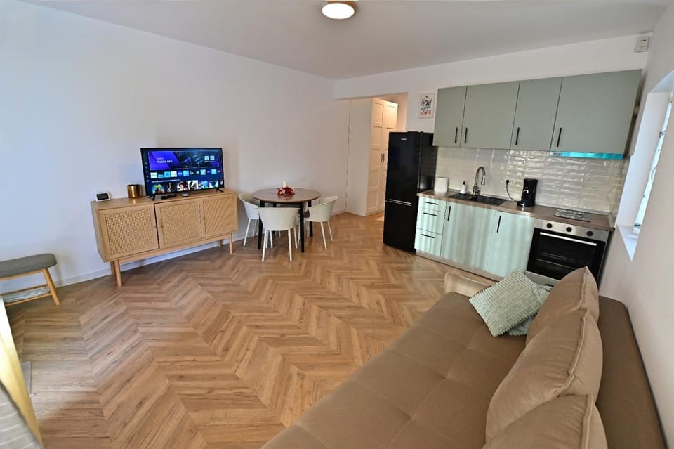 Adora Studio Apartment in Romania