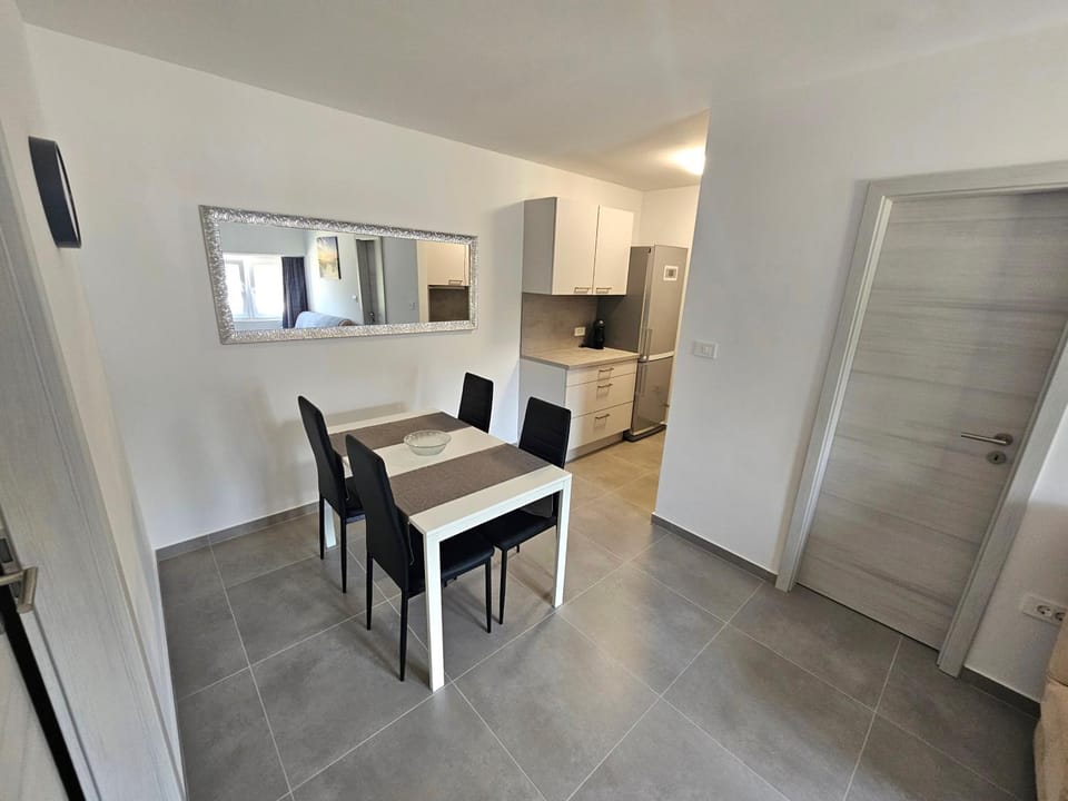 Apartma Bertoki Apartment in Slovenia