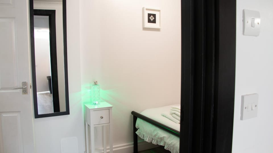 Dartford Delight Holiday Cottage Apartment in Dartford