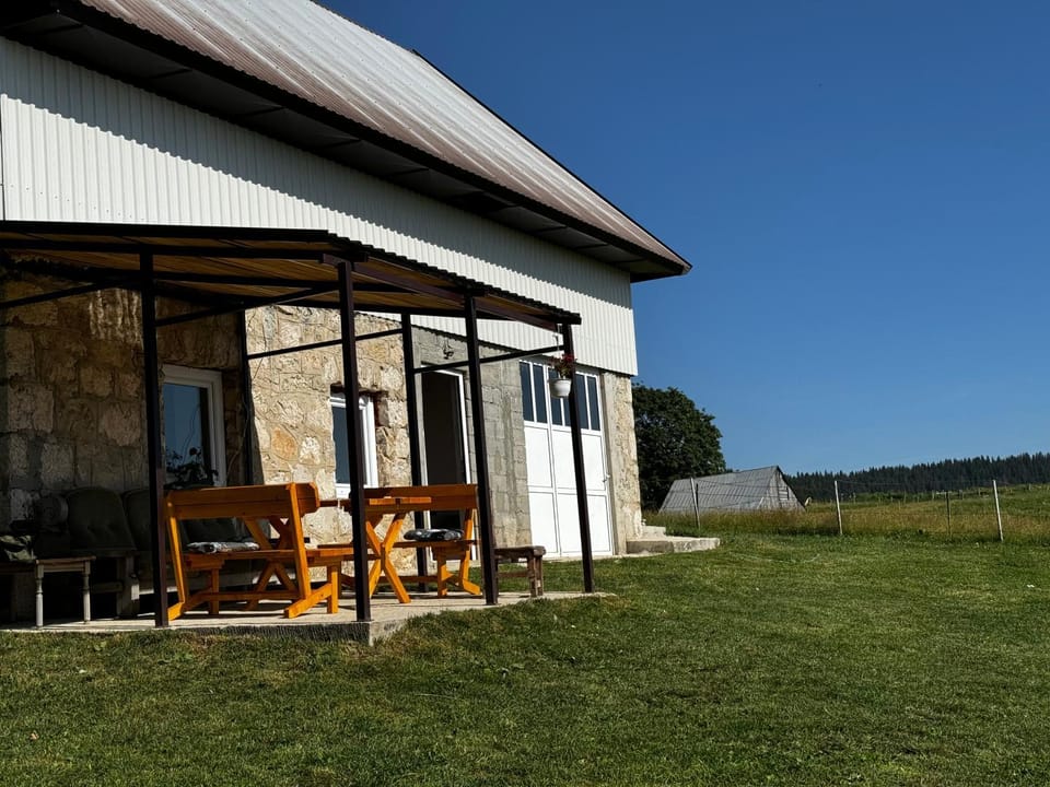 Apartman Jezera Village Country House in Montenegro