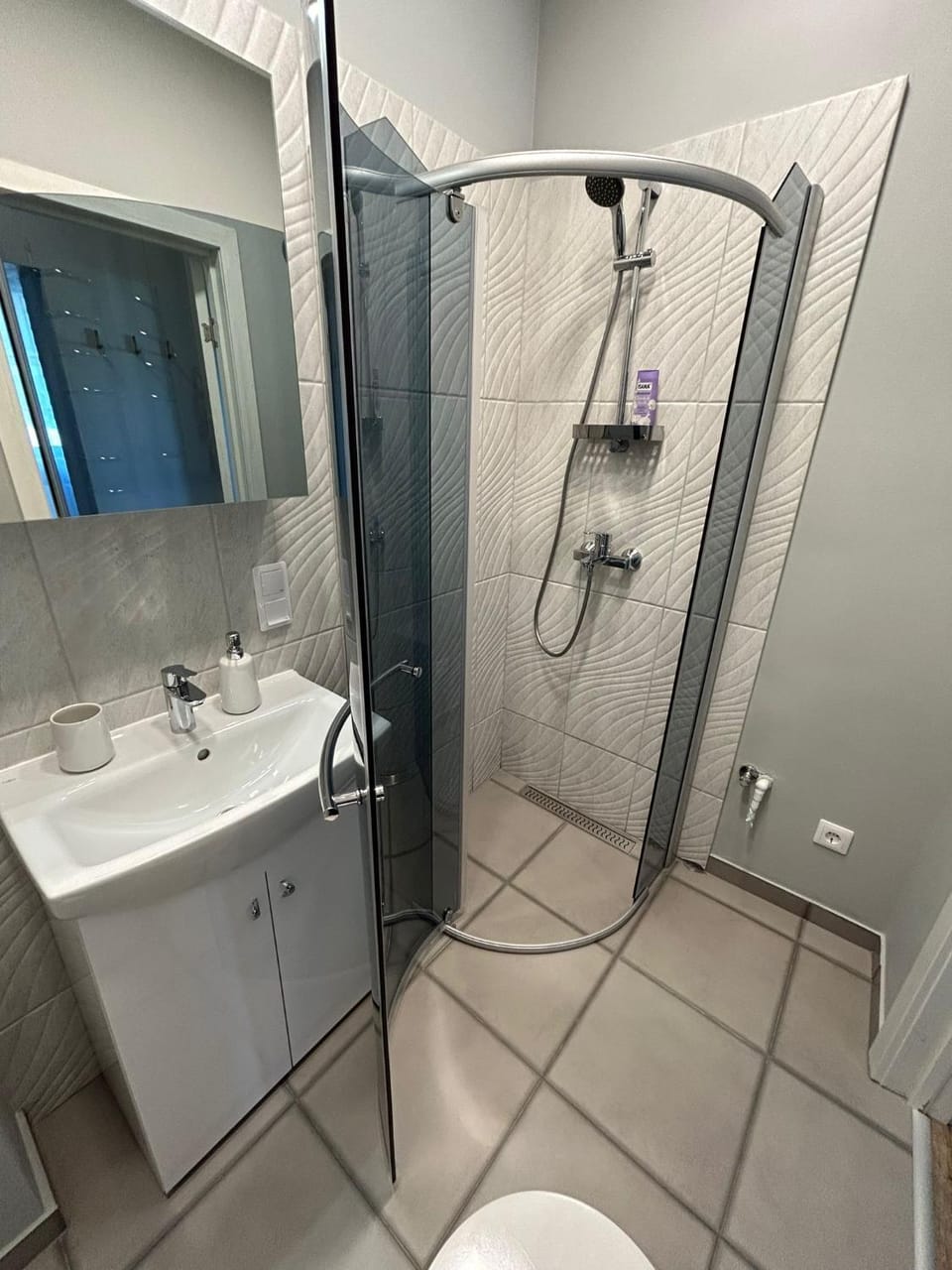 Shower, Bathroom