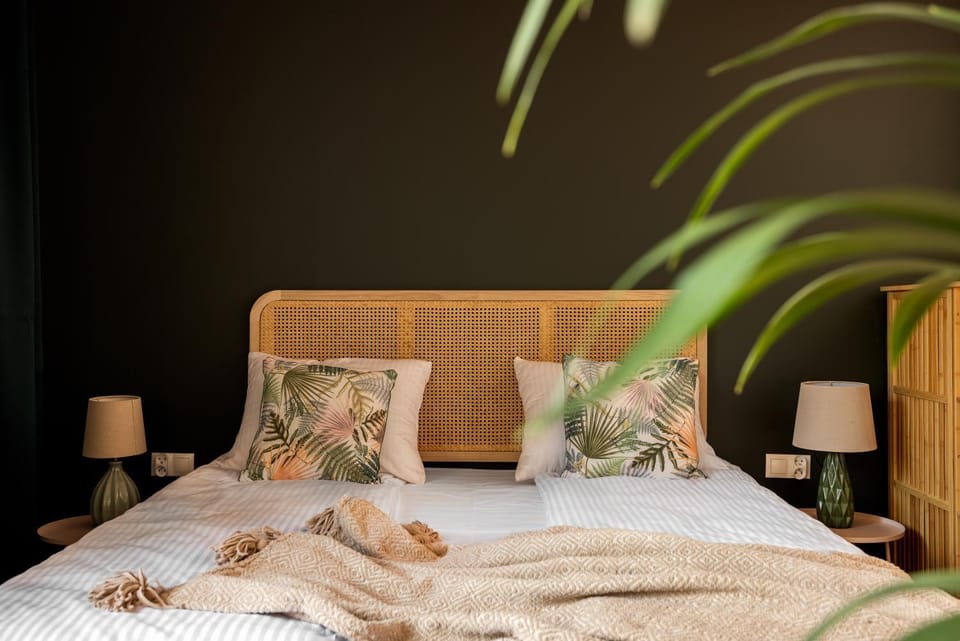 Bed, Bedroom