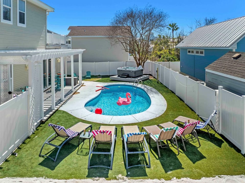 Destin House Pool +Hot Tub 5BR w Golf Cart for 6 House in Destin