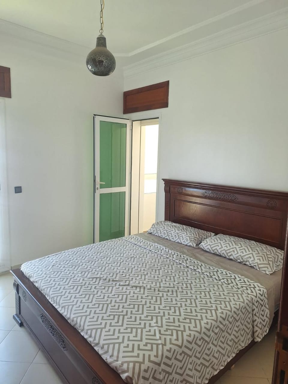 Appartement climatisé avec piscine dans une résidence privée Apartment in Tangier