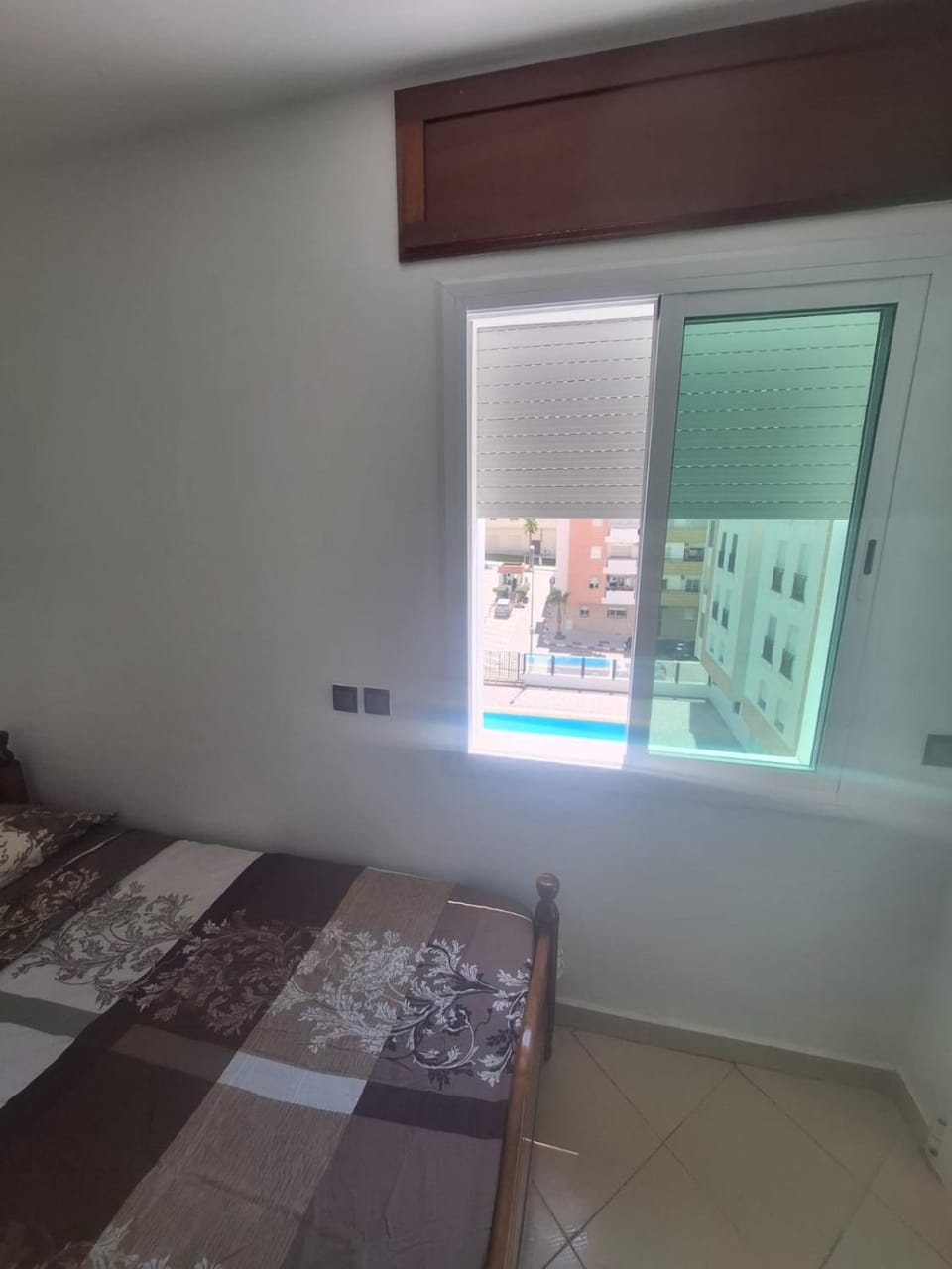 Appartement climatisé avec piscine dans une résidence privée Apartment in Tangier