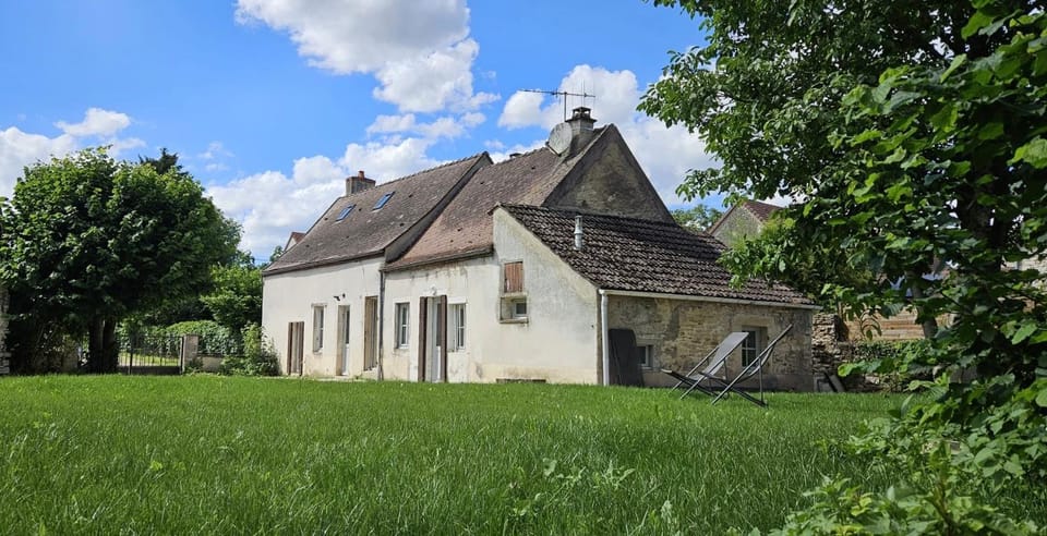 Property building, Garden, Garden view