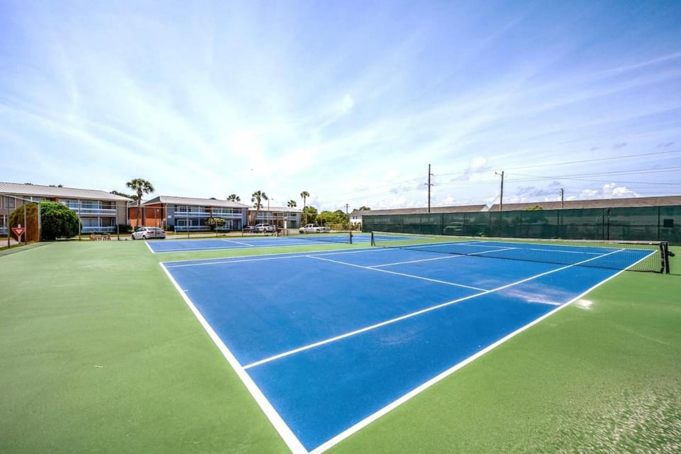 TipSea Turtle 3 Community pools Central Destin House in Destin