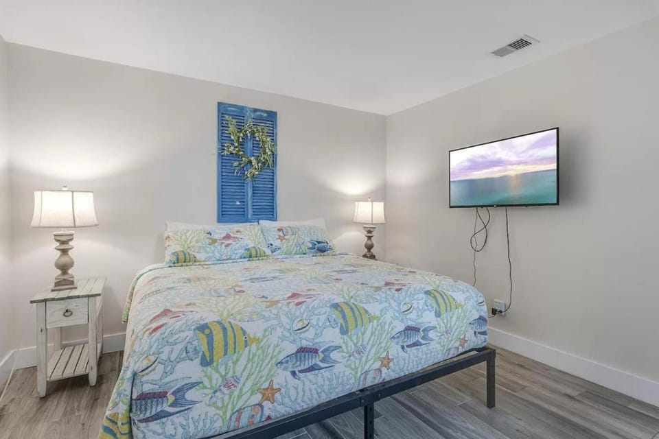TipSea Turtle 3 Community pools Central Destin House in Destin