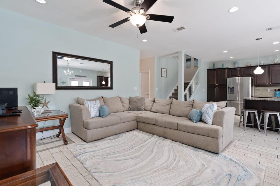 PalmTreeParadise Free Golf Cart 5 min walk 2 Beach House in Destin