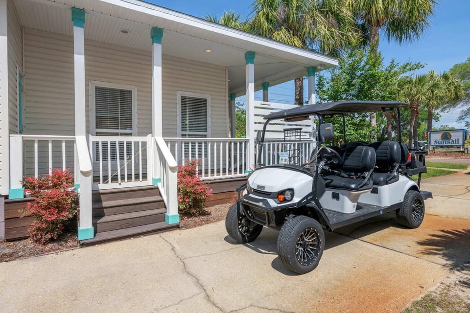 Sunsail Cottage Pool heat & Golf Cart Deals House in Destin