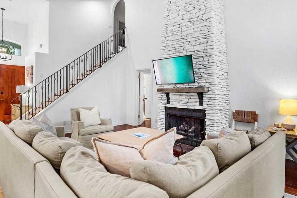 Private Tropical Oasis Near Beach Hot Tub&GolfCa House in Destin
