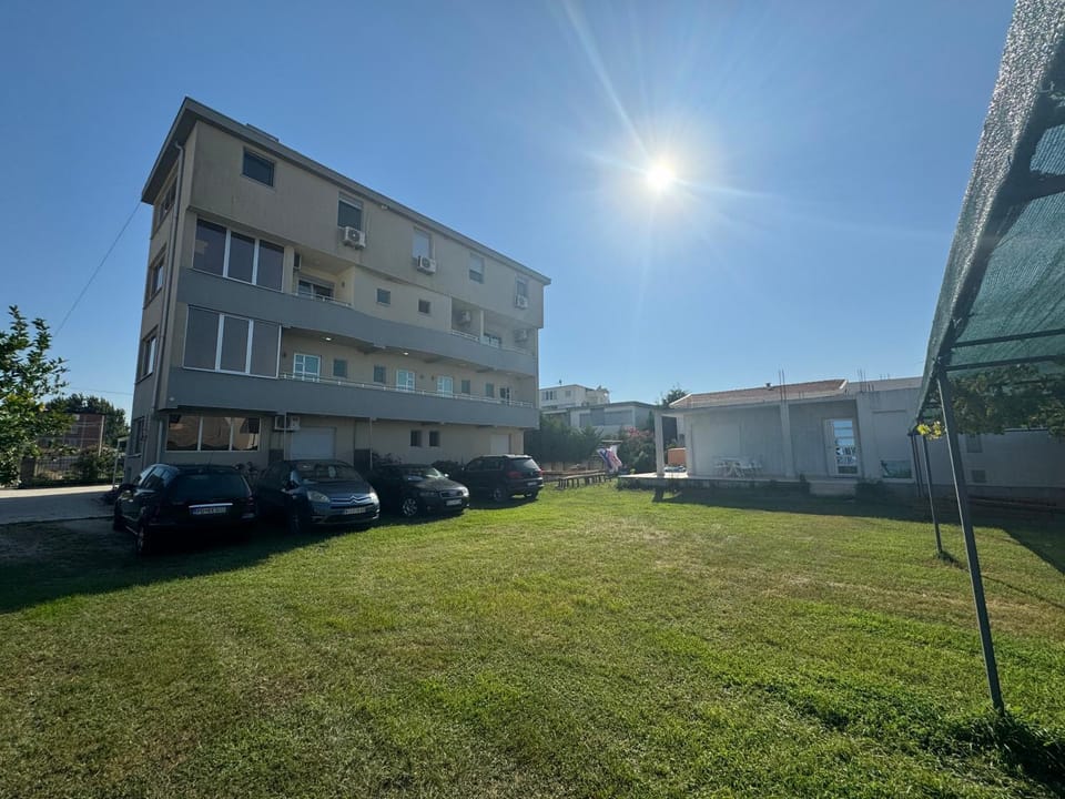 Apartmani ZMS Apartment in Ulcinj Municipality