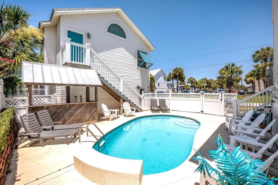 The View Golf Cart & Pool Heat Deals HotTub House in Destin