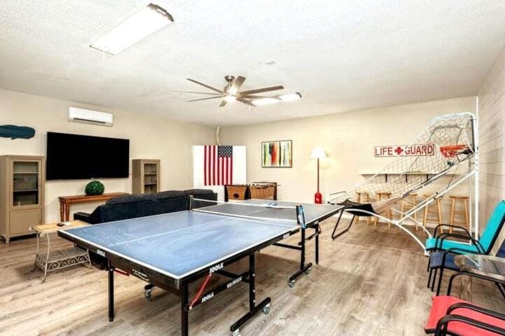 The View Golf Cart & Pool Heat Deals HotTub House in Destin