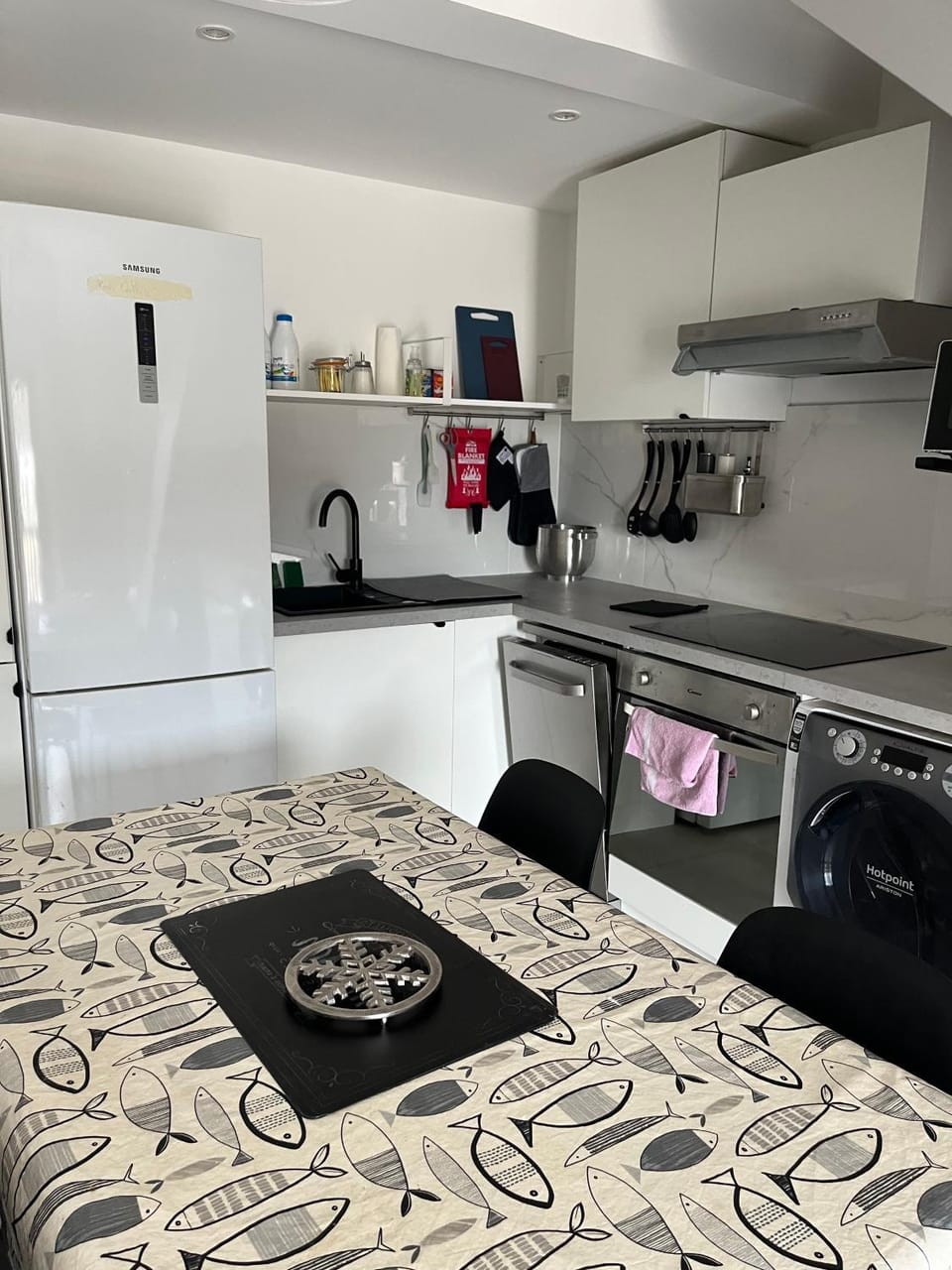dishwasher, oven, stove, washing machine, kitchen