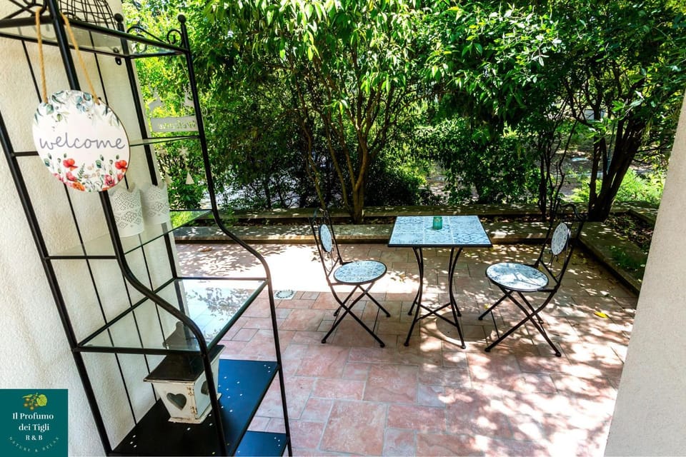 Patio, Garden view