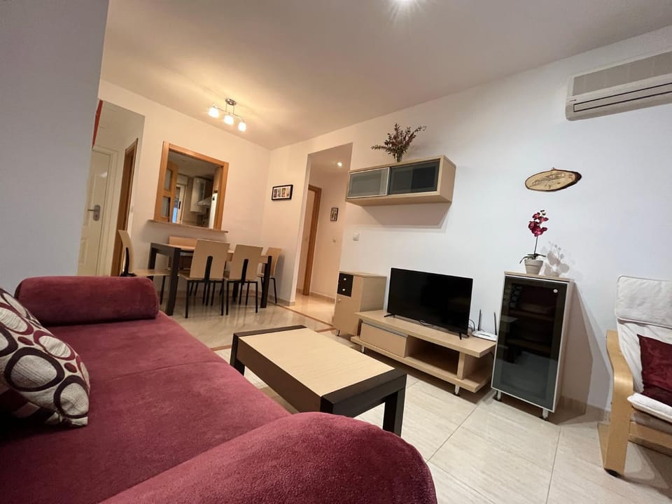 Living room, Dining area, air conditioner