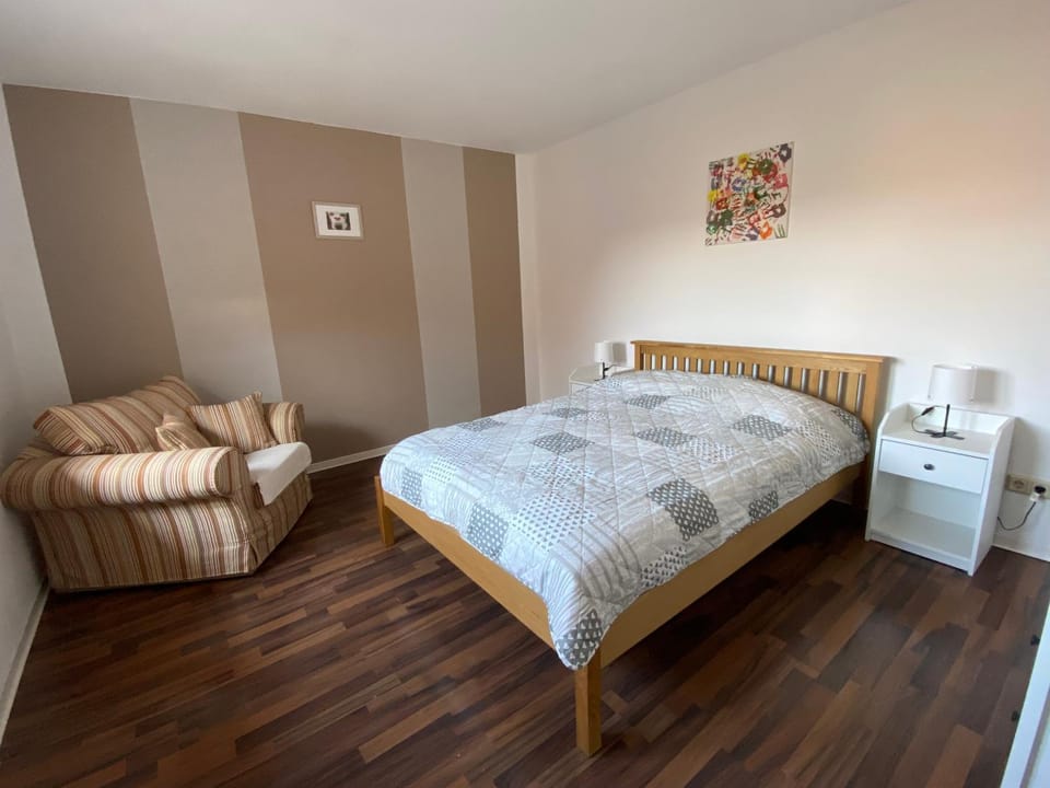 Bed, Bedroom