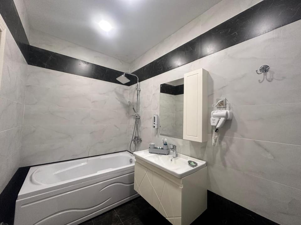 Bathroom, Bath