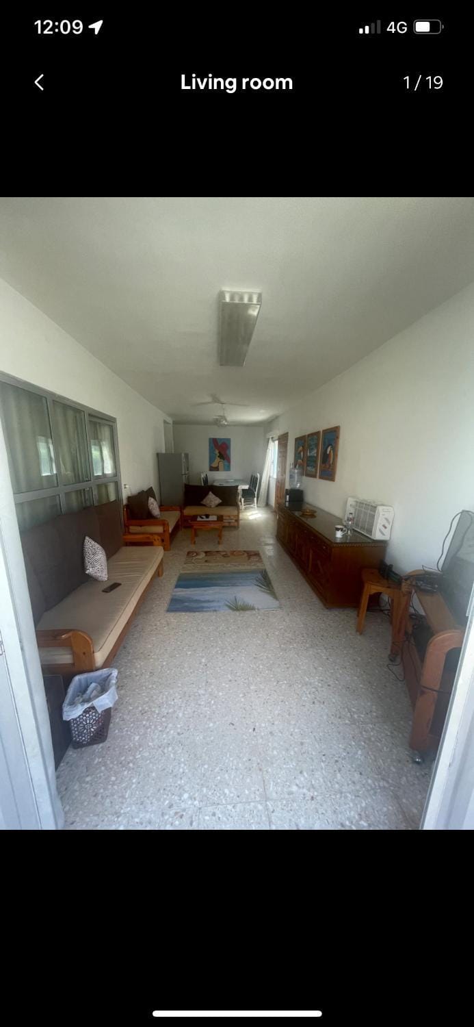 Communal lounge/ TV room, TV and multimedia, Living room, Seating area, Evening entertainment
