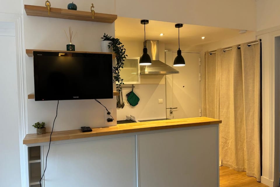 TV and multimedia, Kitchen or kitchenette, minibar