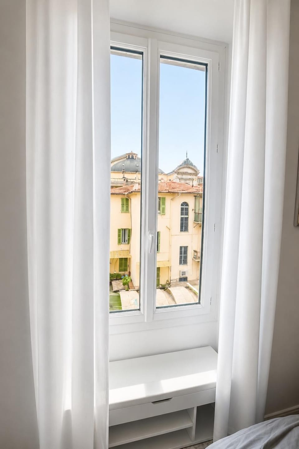 Cours Saleya Old Nice 2 min Beach Apartment in Nice