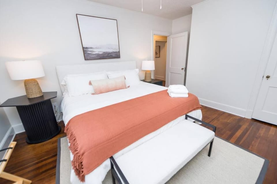 Chic Bungalow in the 'Burg, newly renovated House in Spartanburg