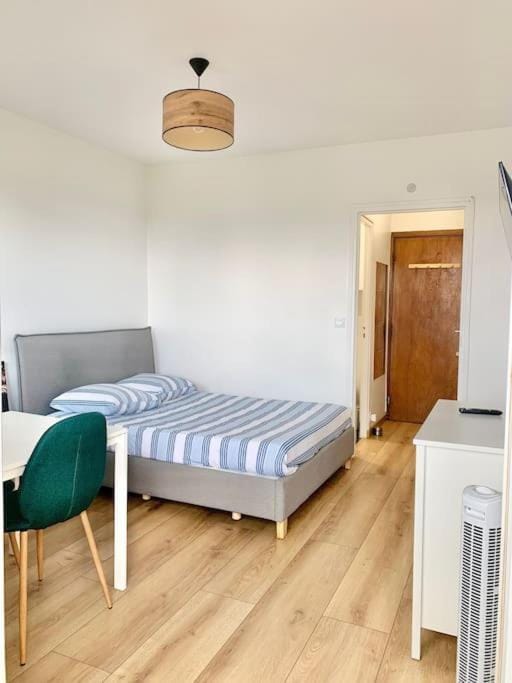 Cosy studio Balcon Paris Montparnasse Apartment in Paris