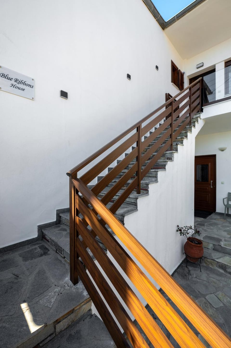 Property building, Facade/entrance