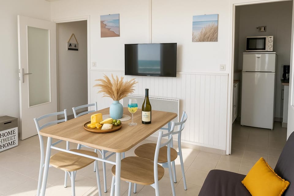 TV and multimedia, Dining area