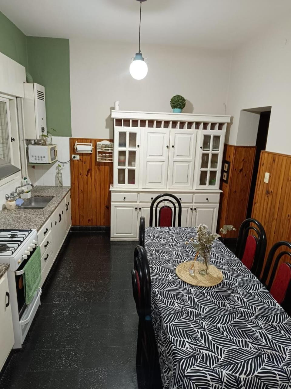 Kitchen or kitchenette, kitchen