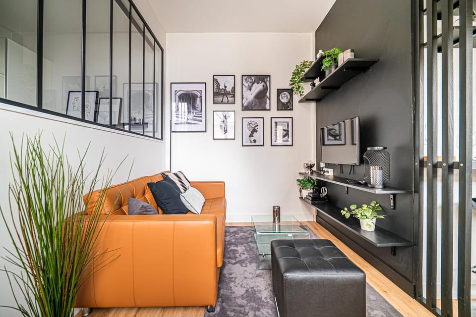 Le Modern Minimal Apartment in Le Mans