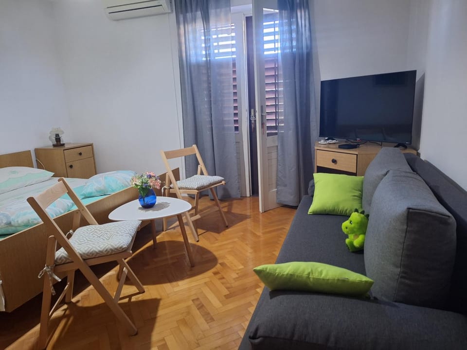 Oliva Apartments Apartment in Split-Dalmatia County